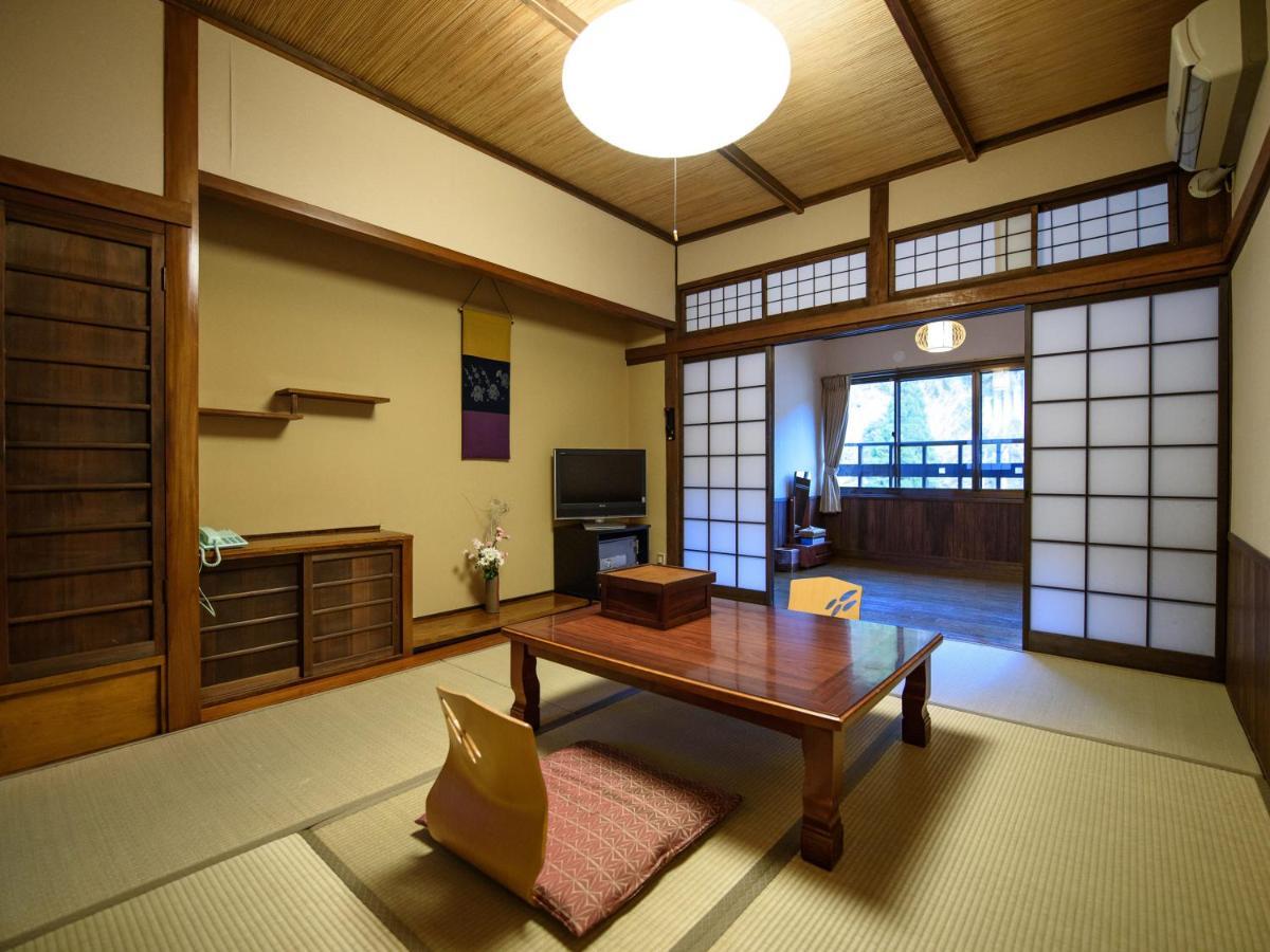 Yunohira Kamiyanagiya Hotel Yufu Eksteriør billede