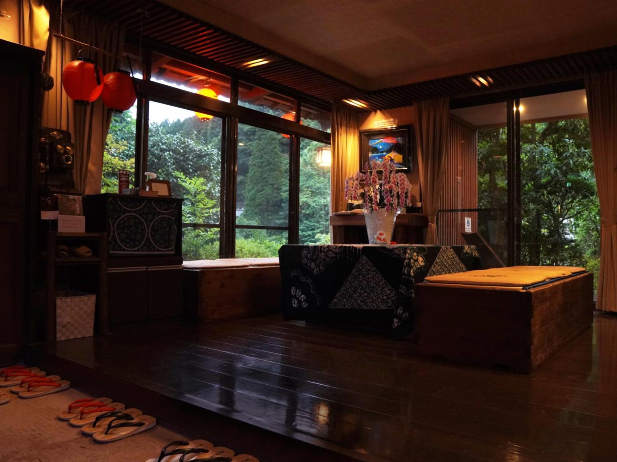 Yunohira Kamiyanagiya Hotel Yufu Eksteriør billede